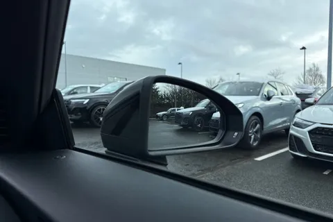 20 of 55 for Audi TT Coup- Black Edition 40 TFSI 197 PS S tronic