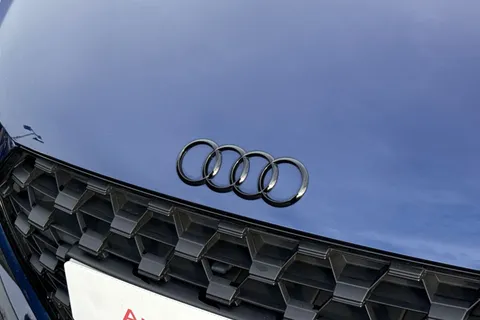 24 of 55 for Audi TT Coup- Black Edition 40 TFSI 197 PS S tronic