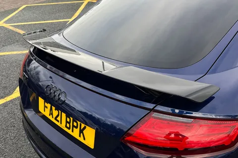 27 of 55 for Audi TT Coup- Black Edition 40 TFSI 197 PS S tronic