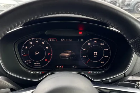 32 of 55 for Audi TT Coup- Black Edition 40 TFSI 197 PS S tronic