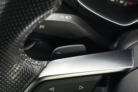 42 of 55 for Audi TT Coup- Black Edition 40 TFSI 197 PS S tronic