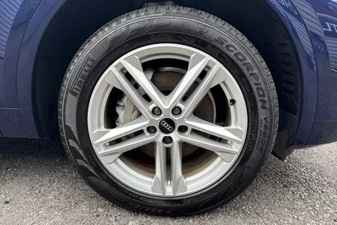 KS70OTM Audi Q5 2.0 TDI 40 S line S Tronic quattro Euro 6 (s/s) 5dr Thumbnail #10