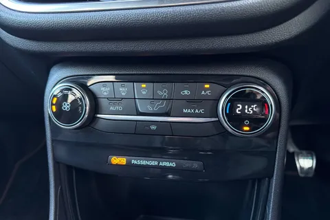 PJ20YJY Ford Puma 1.0T EcoBoost MHEV ST-Line X Euro 6 (s/s) 5dr Thumbnail #23