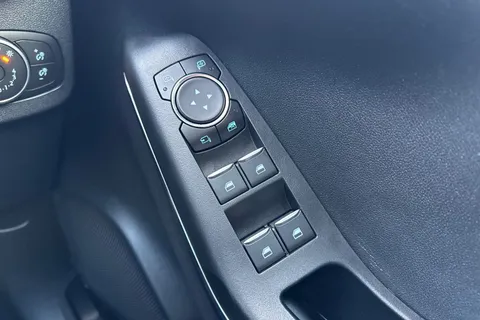 PJ20YJY Ford Puma 1.0T EcoBoost MHEV ST-Line X Euro 6 (s/s) 5dr Thumbnail #45