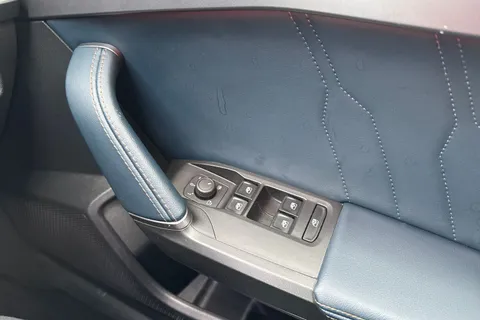 18 of 53 for CUPRA Formentor 1.5 TSI V2 DSG Euro 6 (s/s) 5dr