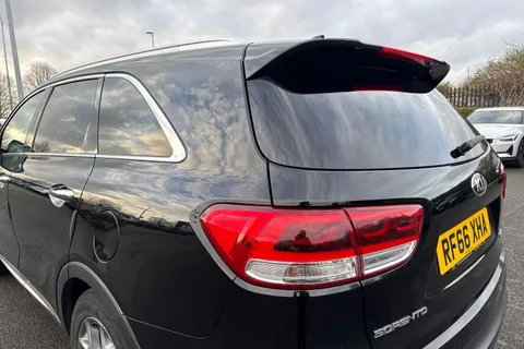 RF66XHA Kia Sorento 2.2 CRDi KX-4 Auto AWD Euro 6 5dr Thumbnail #31