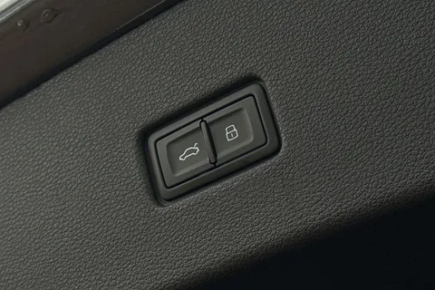 28 of 66 for Audi RS Q8 Vorsprung 600 PS tiptronic