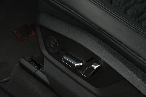 36 of 66 for Audi RS Q8 Vorsprung 600 PS tiptronic