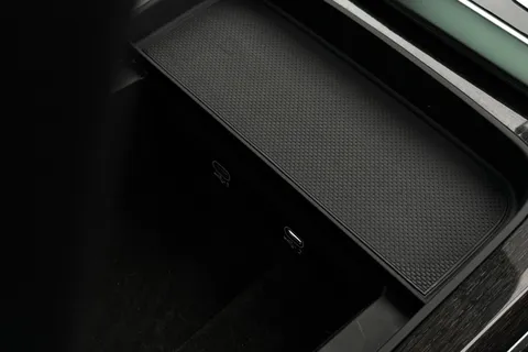 47 of 66 for Audi RS Q8 Vorsprung 600 PS tiptronic