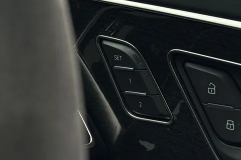 48 of 66 for Audi RS Q8 Vorsprung 600 PS tiptronic