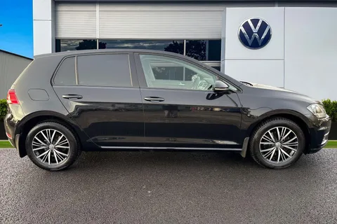 BK67KPV Volkswagen Golf 1.4 TSI SE [Nav] 5dr Thumbnail #3