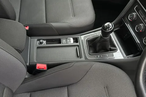 BK67KPV Volkswagen Golf 1.4 TSI SE [Nav] 5dr Thumbnail #20