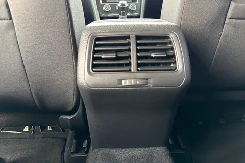 BK67KPV Volkswagen Golf 1.4 TSI SE [Nav] 5dr Thumbnail #28