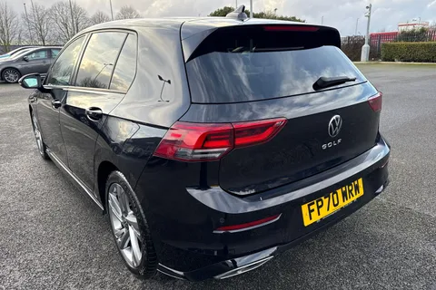 FP70WRW Volkswagen Golf 2.0 TDI R-Line DSG Euro 6 (s/s) 5dr Thumbnail #8