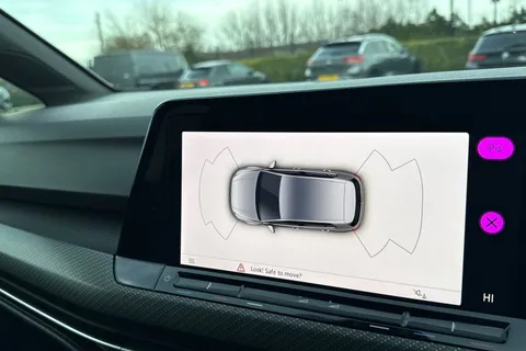 FP70WRW Volkswagen Golf 2.0 TDI R-Line DSG Euro 6 (s/s) 5dr Thumbnail #51