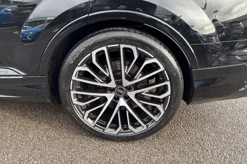  Audi SQ7 4.0 TFSI V8 Black Edition Tiptronic quattro Euro 6 (s/s) 5dr Thumbnail #11