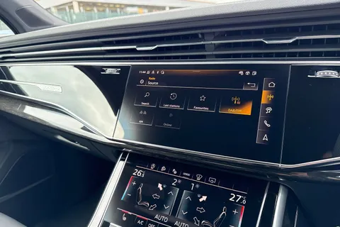  Audi SQ7 4.0 TFSI V8 Black Edition Tiptronic quattro Euro 6 (s/s) 5dr Thumbnail #40