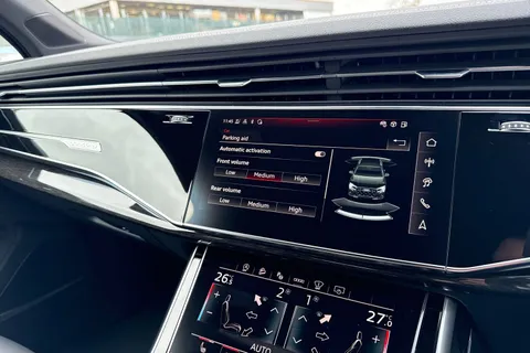  Audi SQ7 4.0 TFSI V8 Black Edition Tiptronic quattro Euro 6 (s/s) 5dr Thumbnail #49
