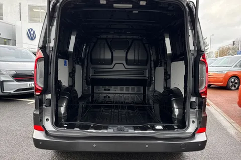 BL75NFZ Volkswagen Transporter 2.0 TDI 170PS Commerce Pro Van Auto-Tailgate Thumbnail #6