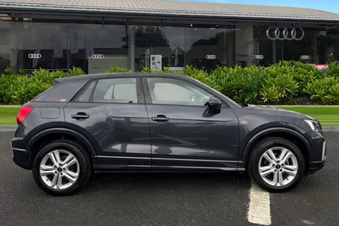 PX23OKM Audi Q2 Sport 35 TFSI  150 PS S tronic Thumbnail #4