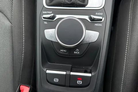 PX23OKM Audi Q2 Sport 35 TFSI  150 PS S tronic Thumbnail #51