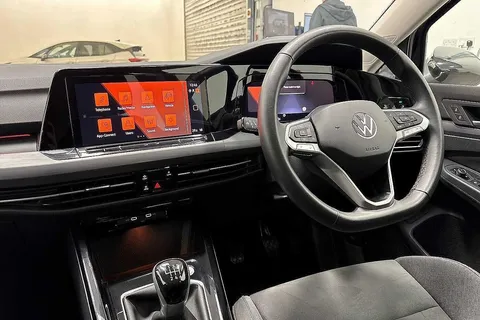 GL24TDV Volkswagen Golf 1.5 TSI Style 5dr Thumbnail #2