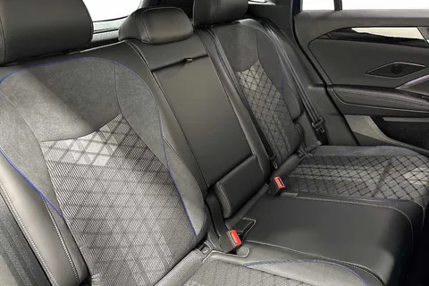 9 of 12 for VOLKSWAGEN TIGUAN 1.5 TSI 272 eHybrid R-Line 5dr DSG