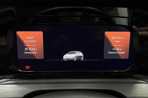 GL24TDV Volkswagen Golf 1.5 TSI Style 5dr Thumbnail #11