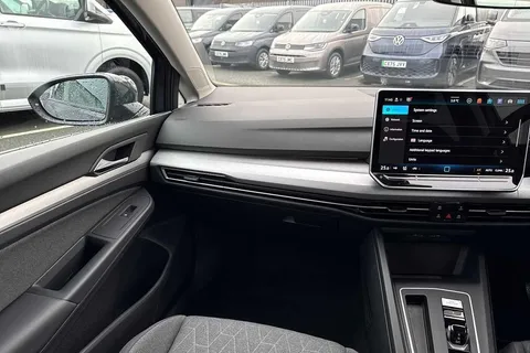 14 of 58 for VOLKSWAGEN GOLF 1.5 TSI 204 Match eHybrid 5dr DSG