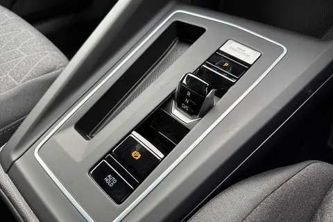 19 of 58 for VOLKSWAGEN GOLF 1.5 TSI 204 Match eHybrid 5dr DSG