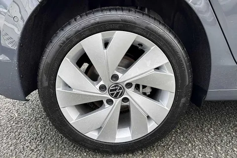 23 of 58 for VOLKSWAGEN GOLF 1.5 TSI 204 Match eHybrid 5dr DSG