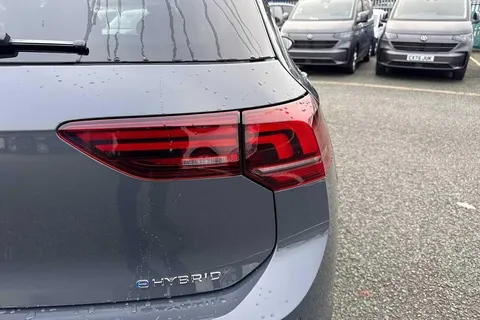 25 of 58 for VOLKSWAGEN GOLF 1.5 TSI 204 Match eHybrid 5dr DSG