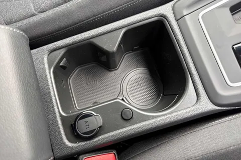 39 of 58 for VOLKSWAGEN GOLF 1.5 TSI 204 Match eHybrid 5dr DSG