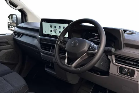 6 of 49 for VOLKSWAGEN TRANSPORTER 160kW 65kWh Commerce Pro Van Auto