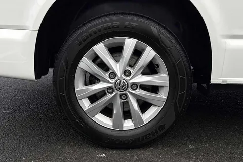 21 of 50 for VOLKSWAGEN TRANSPORTER 2.0 TDI 150 Highline Kombi Van DSG