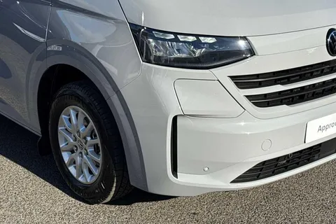 BV75OEY Volkswagen Transporter 160kW 65kWh Commerce Pro Van Auto Thumbnail #15