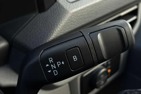 19 of 49 for VOLKSWAGEN TRANSPORTER 160kW 65kWh Commerce Pro Van Auto