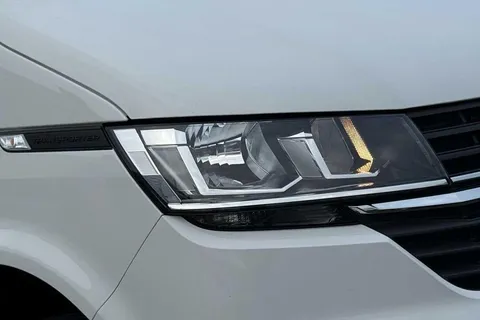 28 of 50 for VOLKSWAGEN TRANSPORTER 2.0 TDI 150 Highline Kombi Van DSG