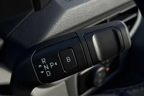 BV75OEY Volkswagen Transporter 160kW 65kWh Commerce Pro Van Auto Thumbnail #18