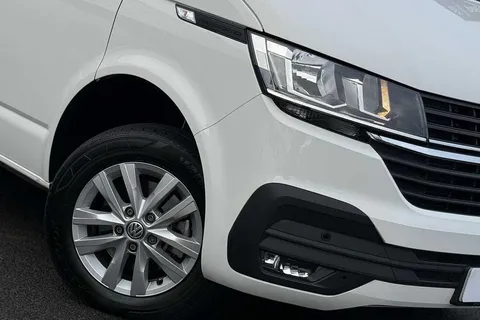 30 of 50 for VOLKSWAGEN TRANSPORTER 2.0 TDI 150 Highline Kombi Van DSG