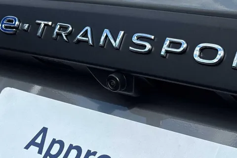 BV75OEY Volkswagen Transporter 160kW 65kWh Commerce Pro Van Auto Thumbnail #34