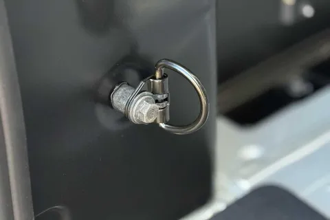 47 of 49 for VOLKSWAGEN TRANSPORTER 160kW 65kWh Commerce Pro Van Auto