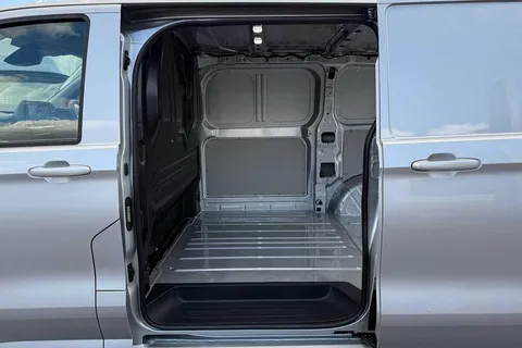 49 of 49 for VOLKSWAGEN TRANSPORTER 160kW 65kWh Commerce Pro Van Auto