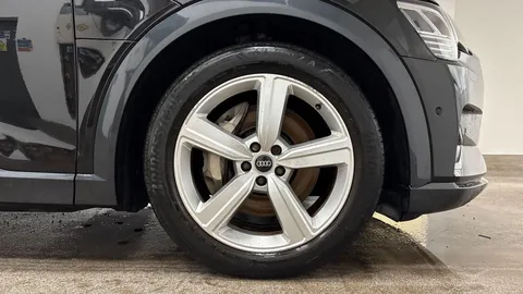 8 of 10 for AUDI E-TRON 230kW 50 Quattro 71kWh Technik 5dr Auto