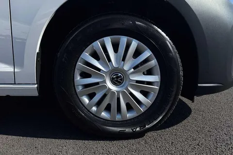 DA25FFG Volkswagen Caddy 2.0 TDI 102PS Commerce Van [Business/Tech Pack] Thumbnail #6