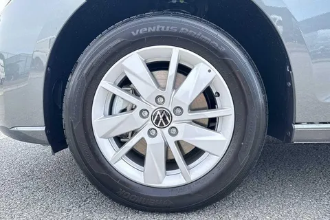 DA25CZJ Volkswagen Caddy Maxi 2.0 TDI 122PS Commerce Pro Van DSG [Tech Pack] Thumbnail #23