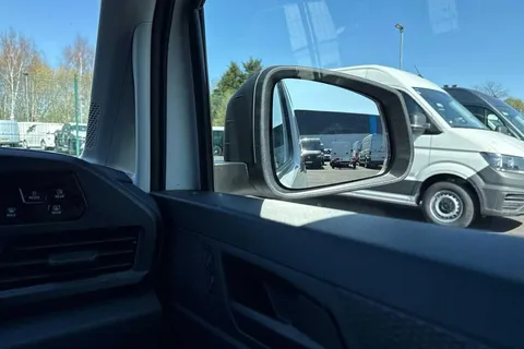 DA25FFG Volkswagen Caddy 2.0 TDI 102PS Commerce Van [Business/Tech Pack] Thumbnail #18