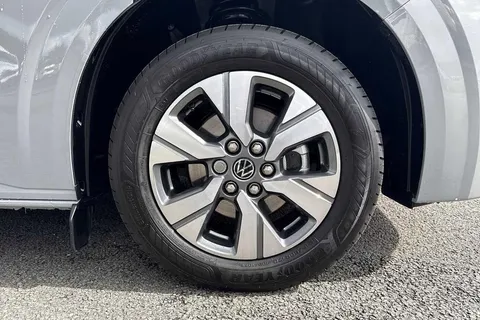 DG75CYF Volkswagen E-Transporter 160kW 65kWh Commerce Pro Kombi Van Auto Thumbnail #6