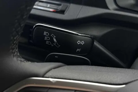 DA25CZJ Volkswagen Caddy Maxi 2.0 TDI 122PS Commerce Pro Van DSG [Tech Pack] Thumbnail #33