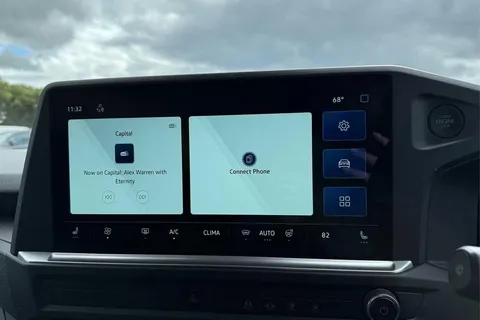 DG75CYF Volkswagen E-Transporter 160kW 65kWh Commerce Pro Kombi Van Auto Thumbnail #12